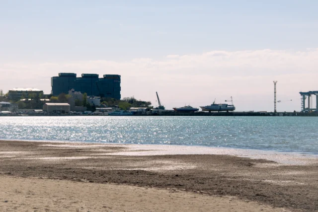 вид на морпорт Анапа