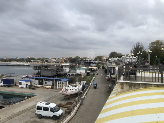 Нижняя набережная в Анапе